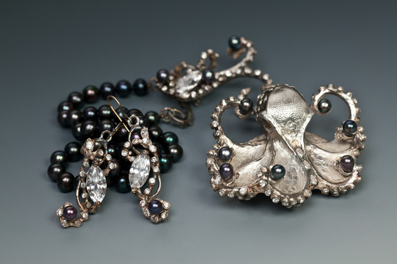 Fine Silver and Black Pearl Octopus, Pendant & Earrings, Artist Jeri Kiel